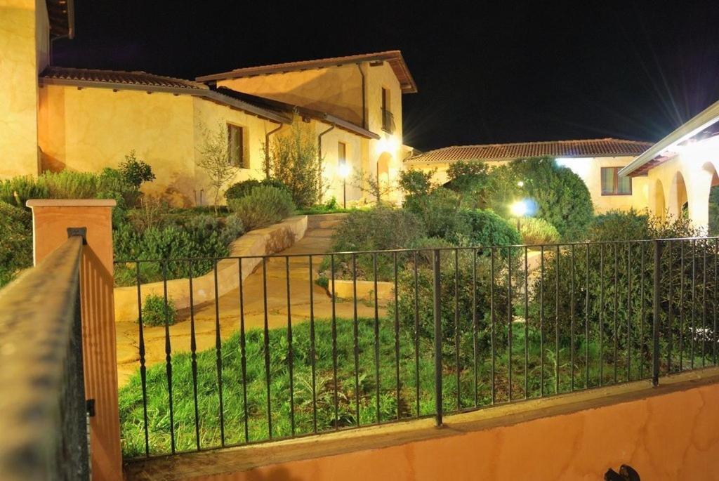 Hotel Giardino Corte Rubja Iglesias Buitenkant foto