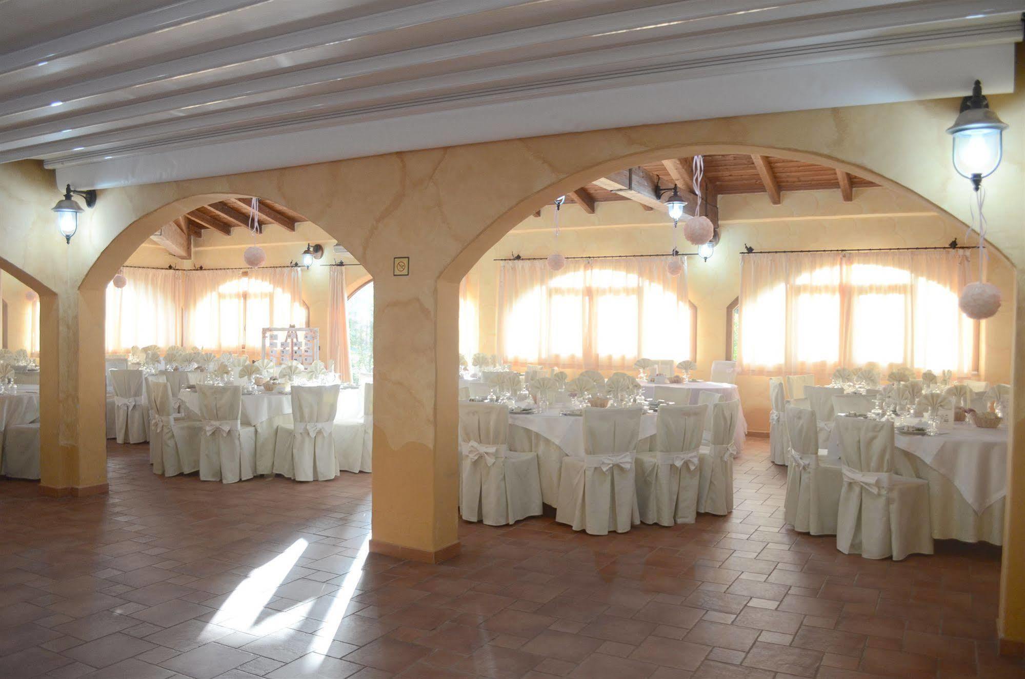 Hotel Giardino Corte Rubja Iglesias Buitenkant foto